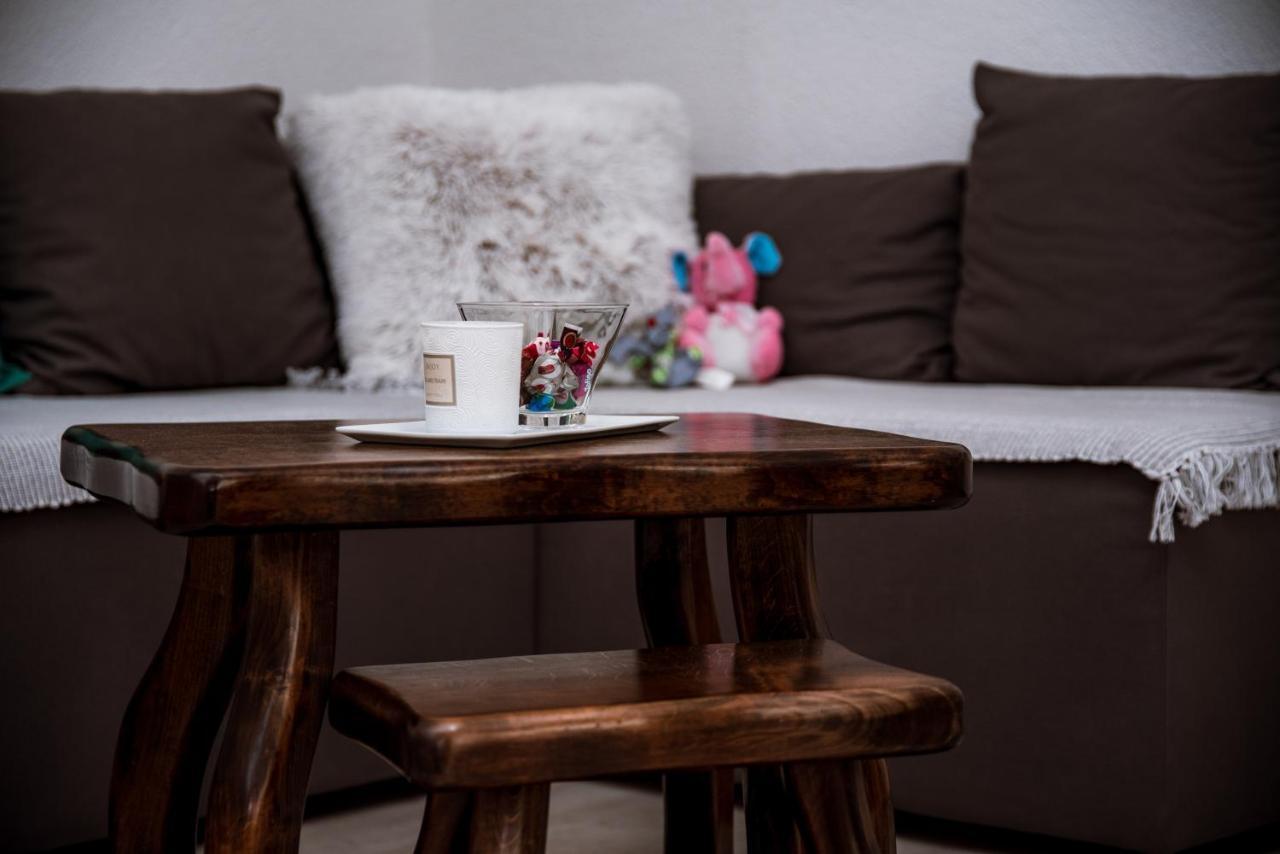 Guest House Mylan Licko Petrovo Selo Esterno foto